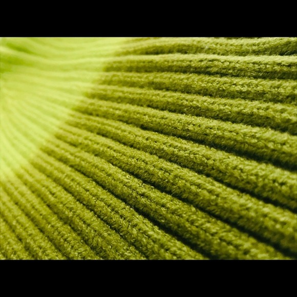 Attic Salt Green Ombre Beanie Hat Knit Cap Soft Warm Unisex Winter Accessory-New - Picture 7 of 9